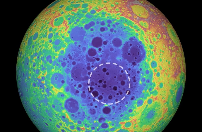 Chińczycy chcą zbadać tajemniczy obiekt z krateru Aitken